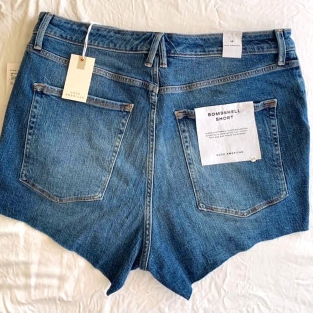 Size 15 Good American BOMBSHELL SHORTS